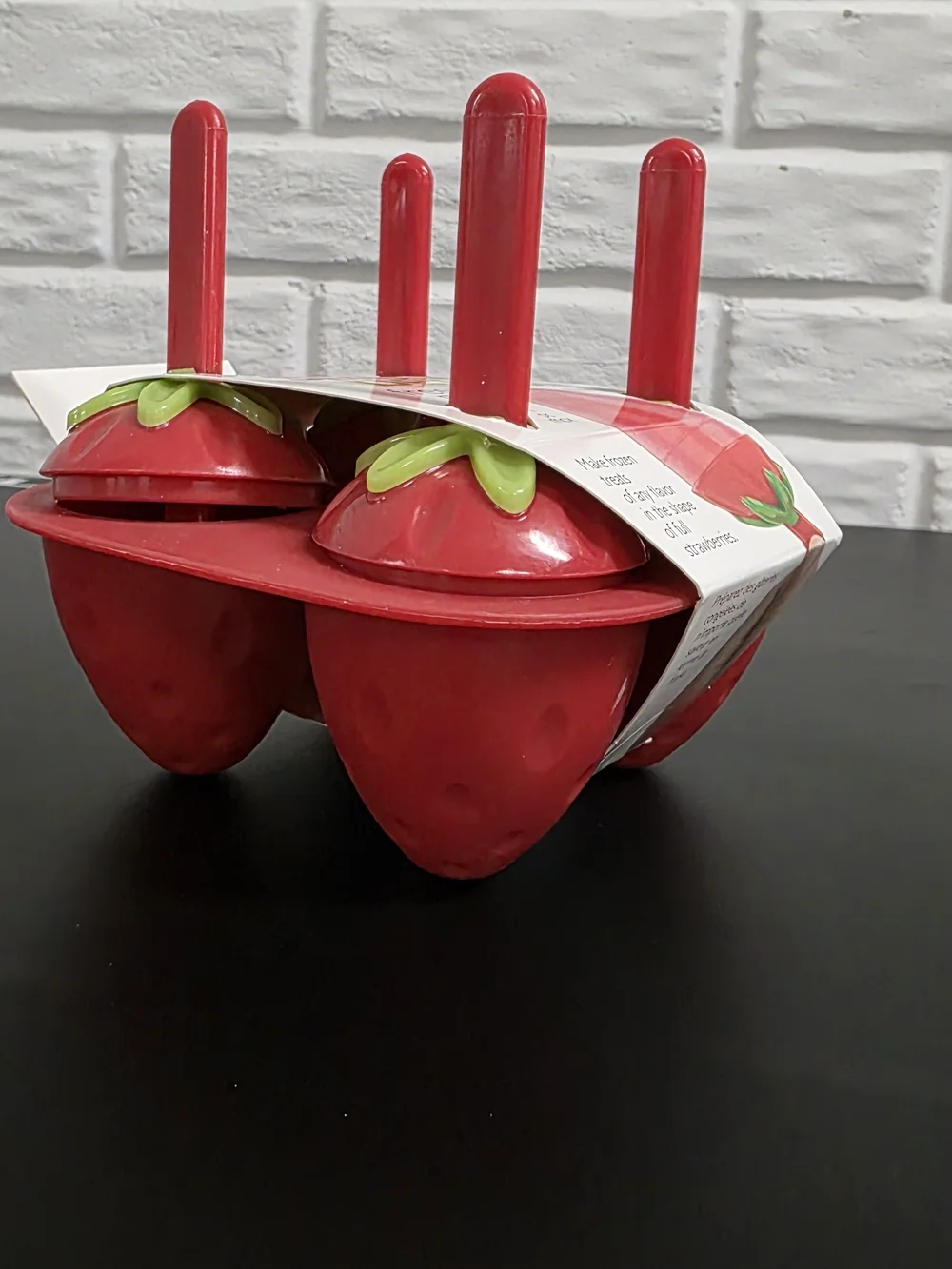 NWT Joie Strawberry Shaped Freeze Pops Molds | Reusable 4-Piece Set BPA-Free